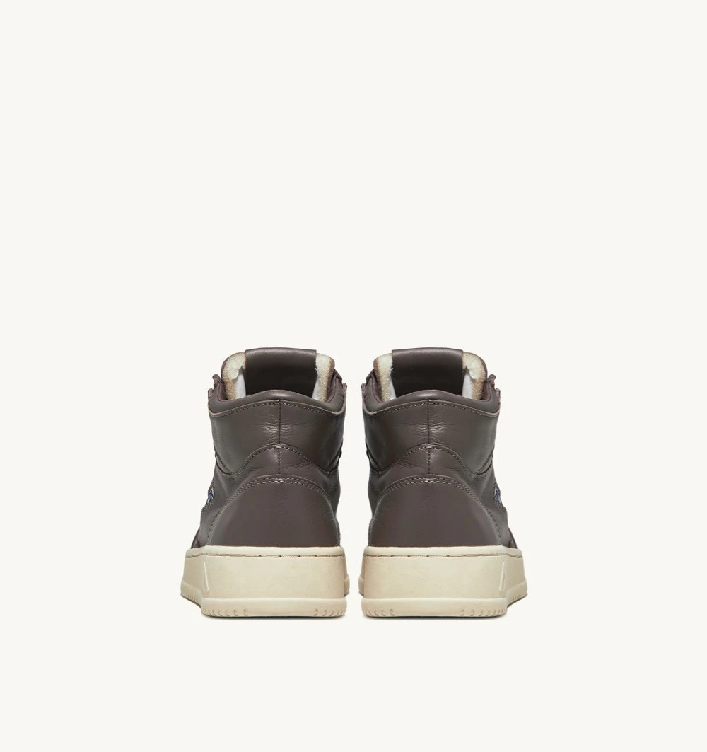 Autry Action Shoes AUTRY Basket MEDALIST AUMWGG38 5 Autry Action Shoes AUTRY Basket MEDALIST AUMWGG38 – Image 5