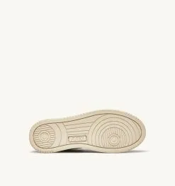 Autry Action Shoes AUTRY Basket MEDALIST AUMWGG38 11 Autry Action Shoes AUTRY Basket MEDALIST AUMWGG38 -Vêtements Soldes Boutique autry basket medalist aumwgg38 5