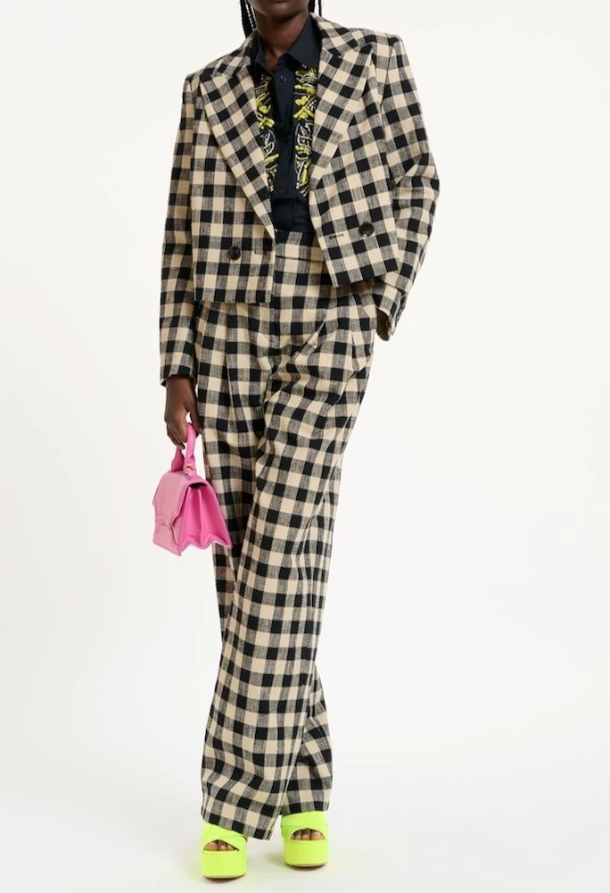 ESSENTIEL ANTWERP Blazer DIY 3 ESSENTIEL ANTWERP Blazer DIY – Image 3