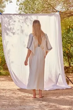 MARE DI LATTE Robe SOUANE WHITE -Vêtements Soldes Boutique mare di latte robe souane white 1