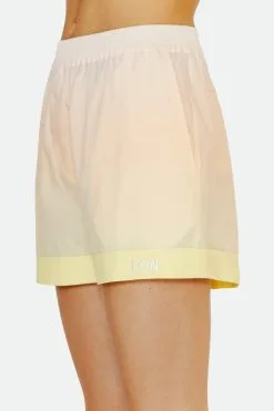 MARGAUX LONNBERG Short MAX SUNNY