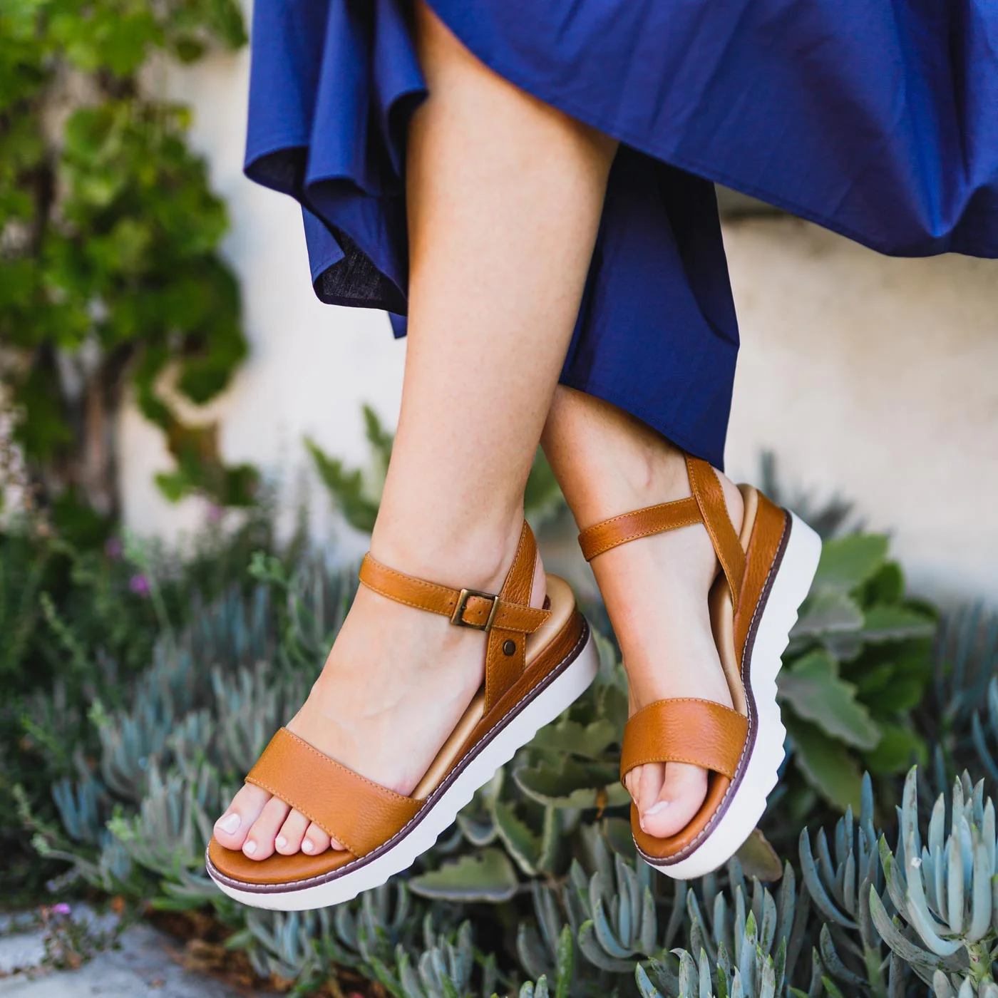 Vêtements Soldes Boutique -Vêtements Soldes Boutique womens dune soho wedge sandal patina 11